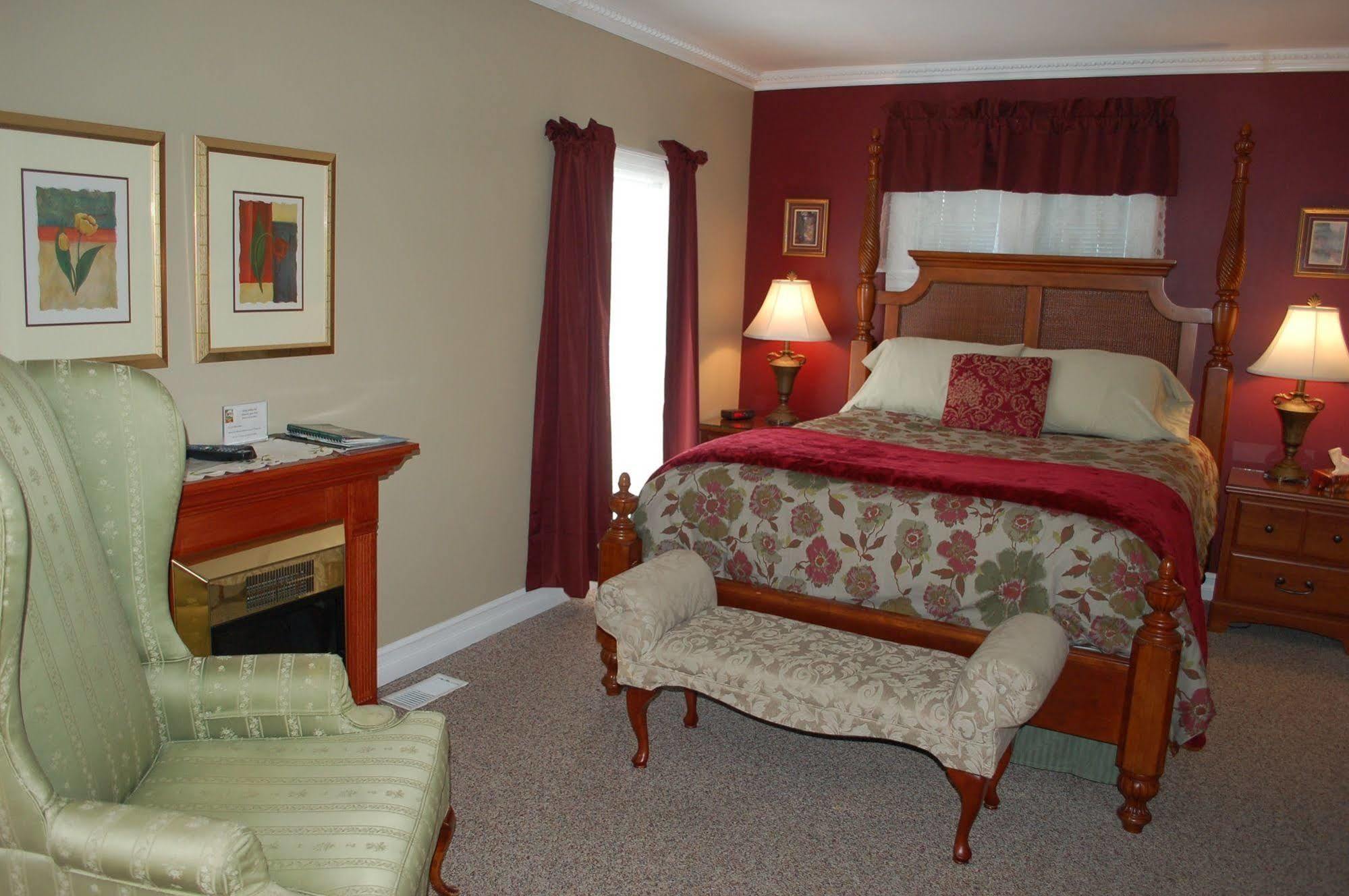 Accommodations Niagara Bed & Breakfast 외부 사진