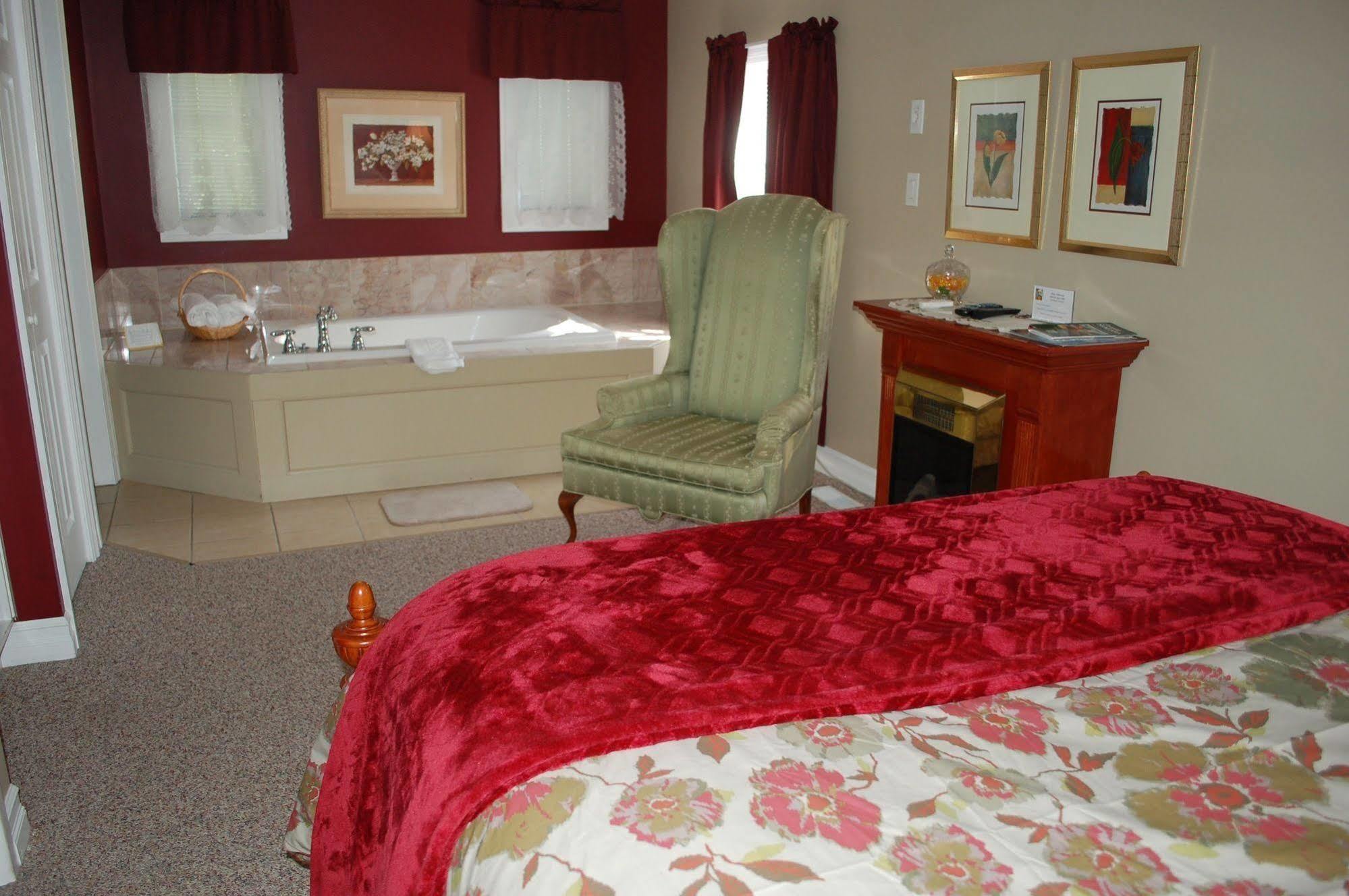 Accommodations Niagara Bed & Breakfast 외부 사진